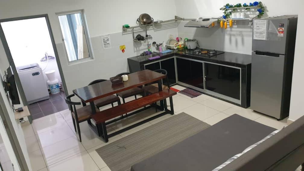 Aliff Residences 艾麗軒 Джохор Бахру Екстериор снимка
