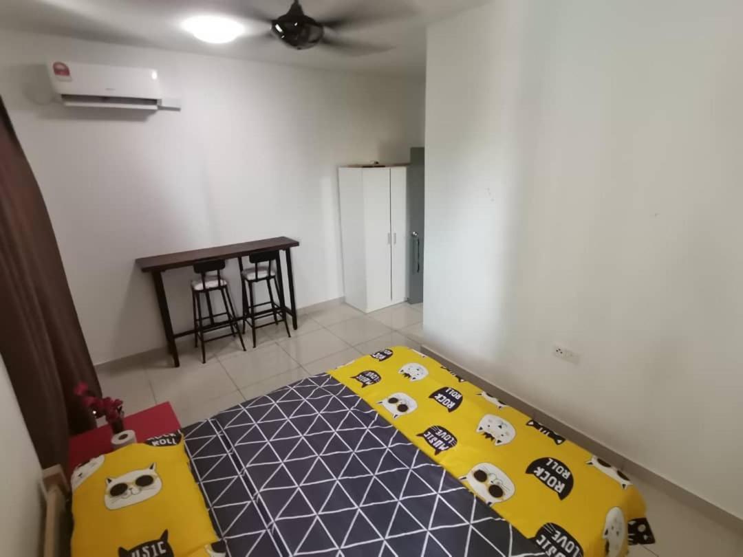 Aliff Residences 艾麗軒 Джохор Бахру Екстериор снимка