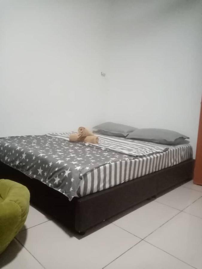 Aliff Residences 艾麗軒 Джохор Бахру Екстериор снимка